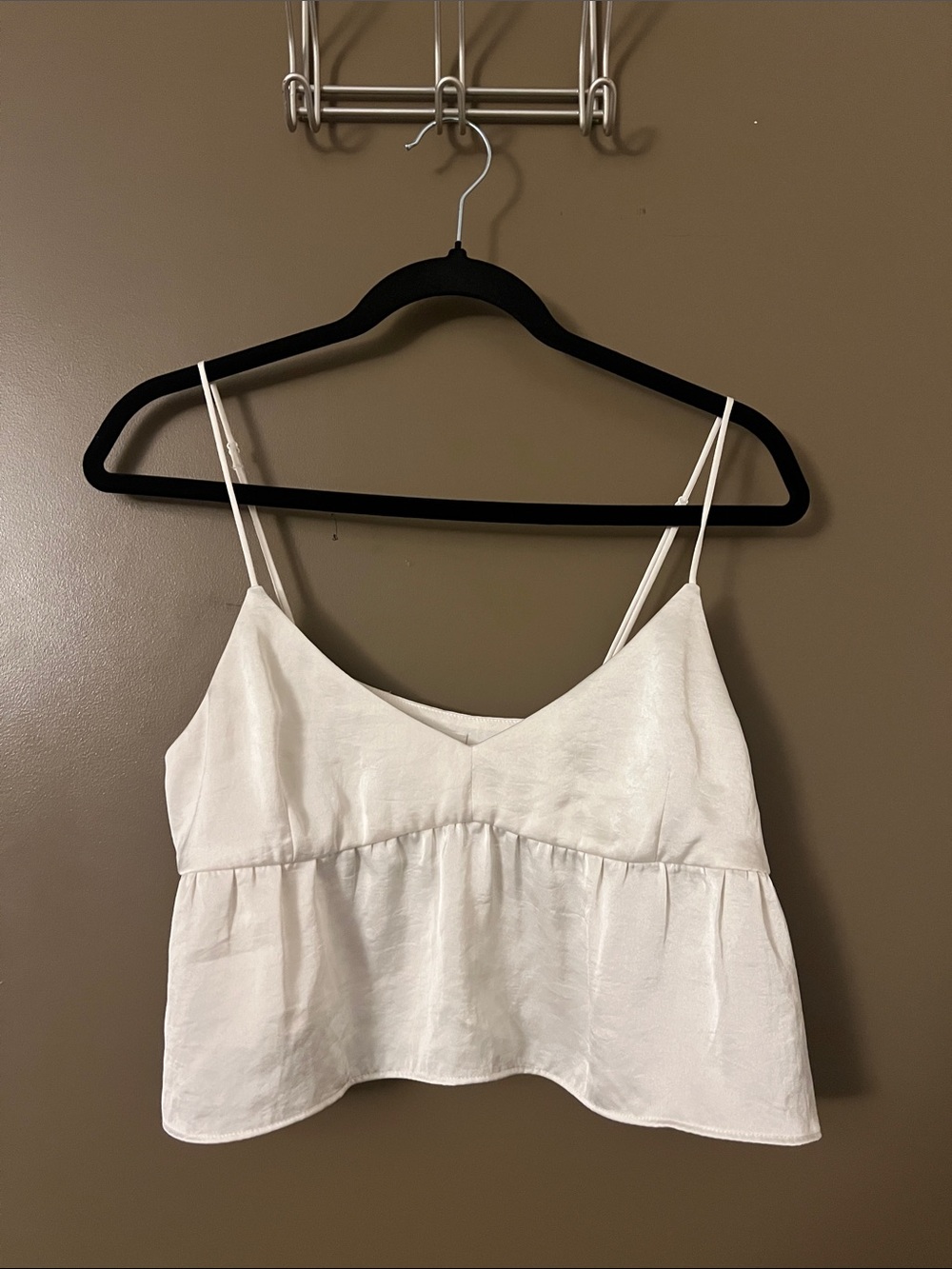 Aritzia Wilfred Lover Satin Camisole – Light Birch - Size Small - Picture 8 of 8